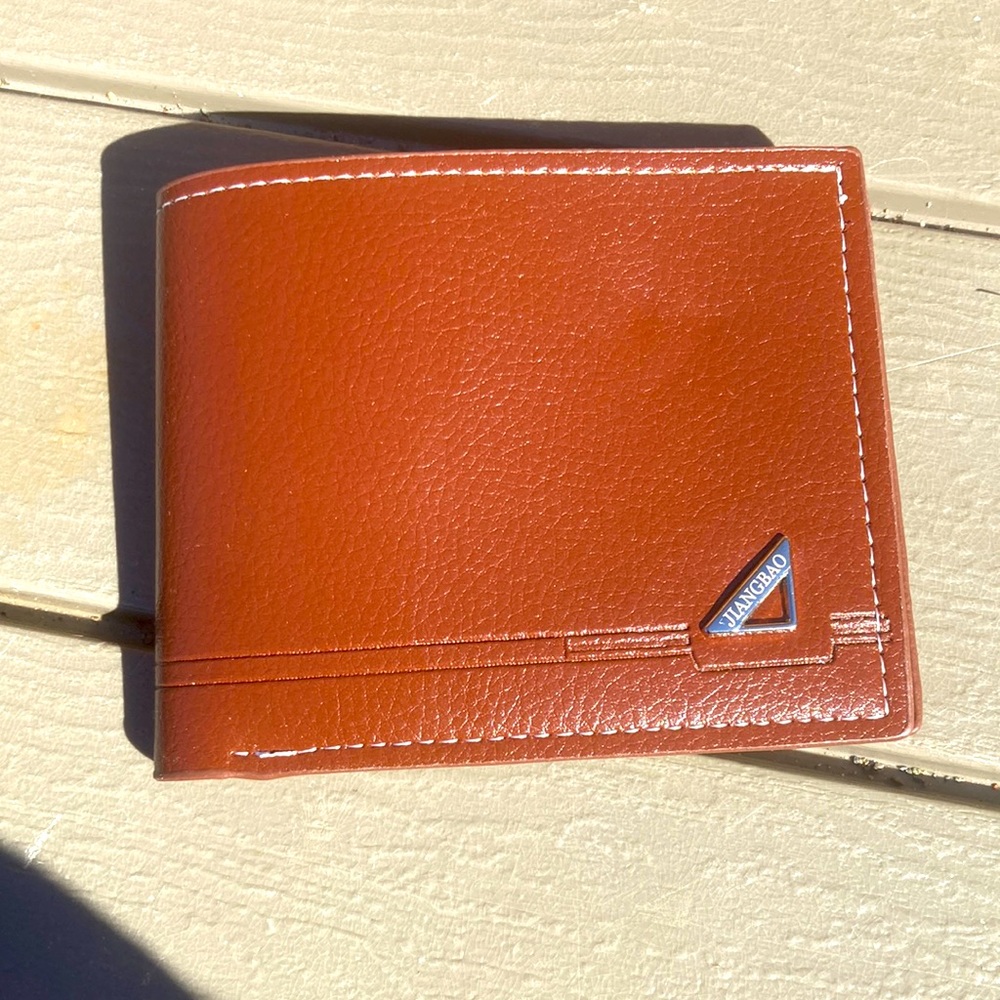Jiangbao men’s camel leather wallet.clear license, 2 money sides and 3 card slot